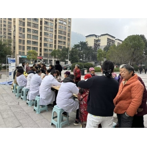 源梦产业通｜冬日暖行，物业温情服务点亮小区生活