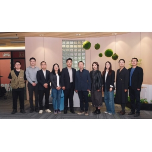 央视《攀登者》走进源梦集团：用镜头记录向上生长的力量