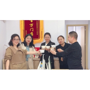 员工第一｜双冠加冕！田总带队为山水国际店送上专属荣耀下午茶